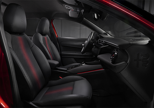 Alfa Romeo Junior Elettrica Paket Premium